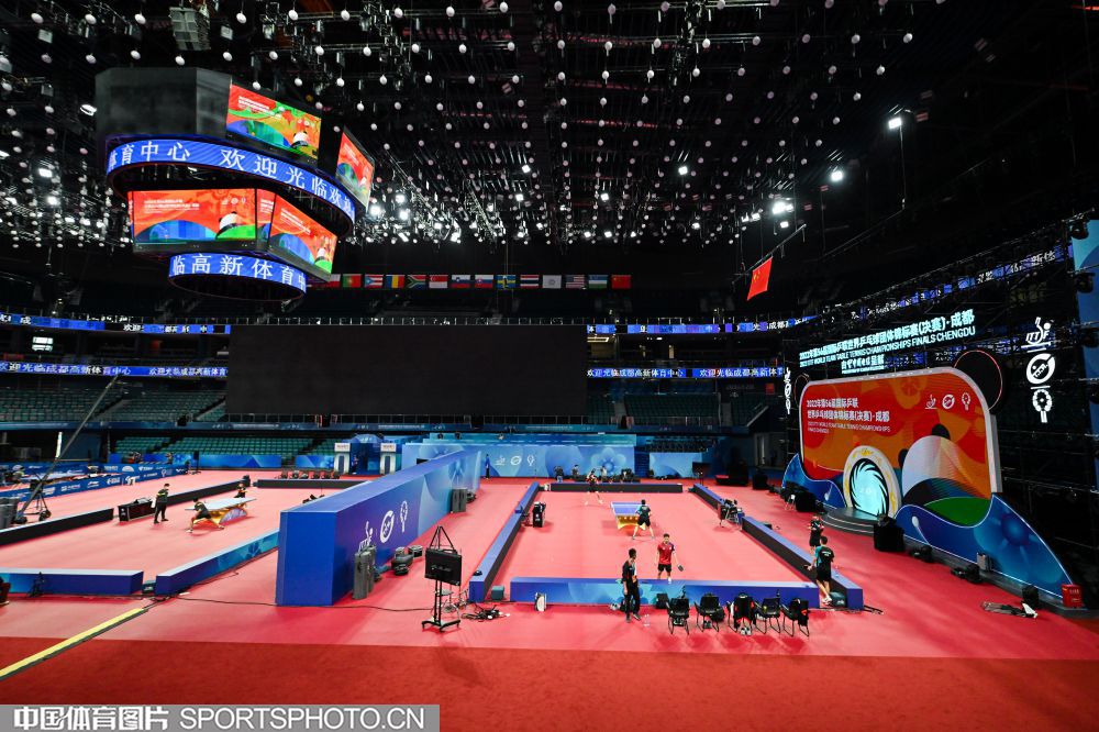 阿隆索：我相信我不是第一个必须经历这些情况的教练